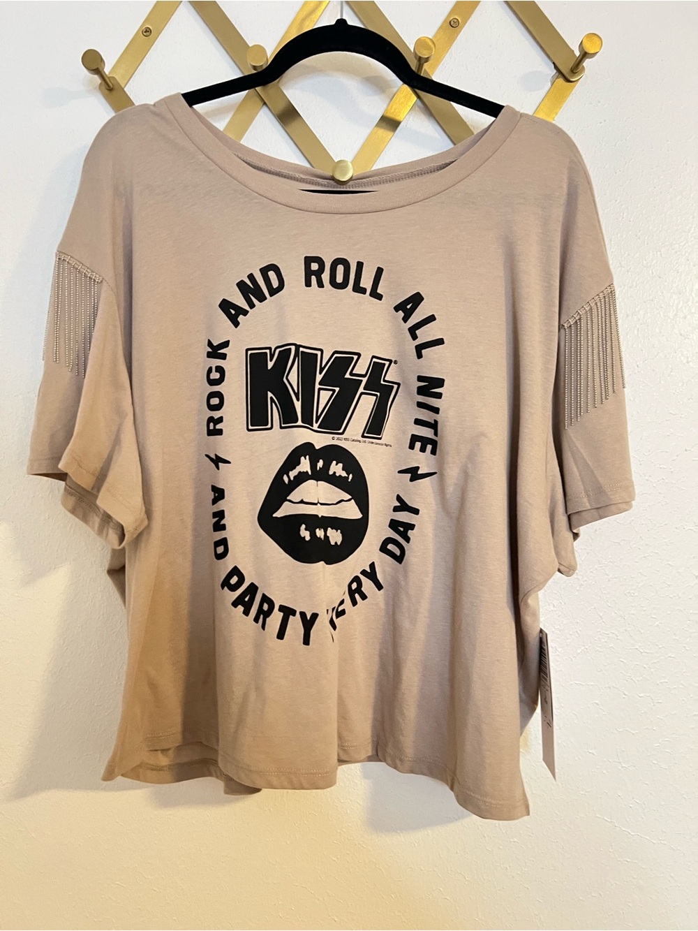 TORRID Vinyl Icons Kiss Tee